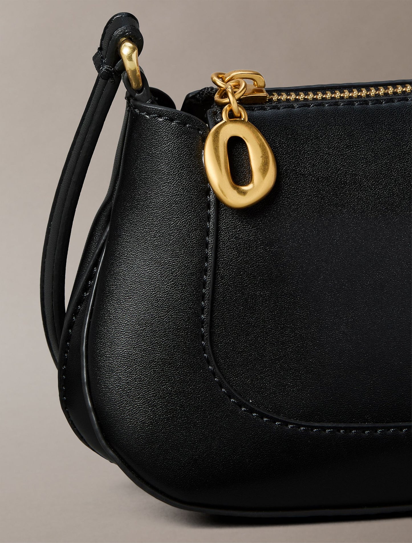 Long Zip Crossbody Bag (Black)