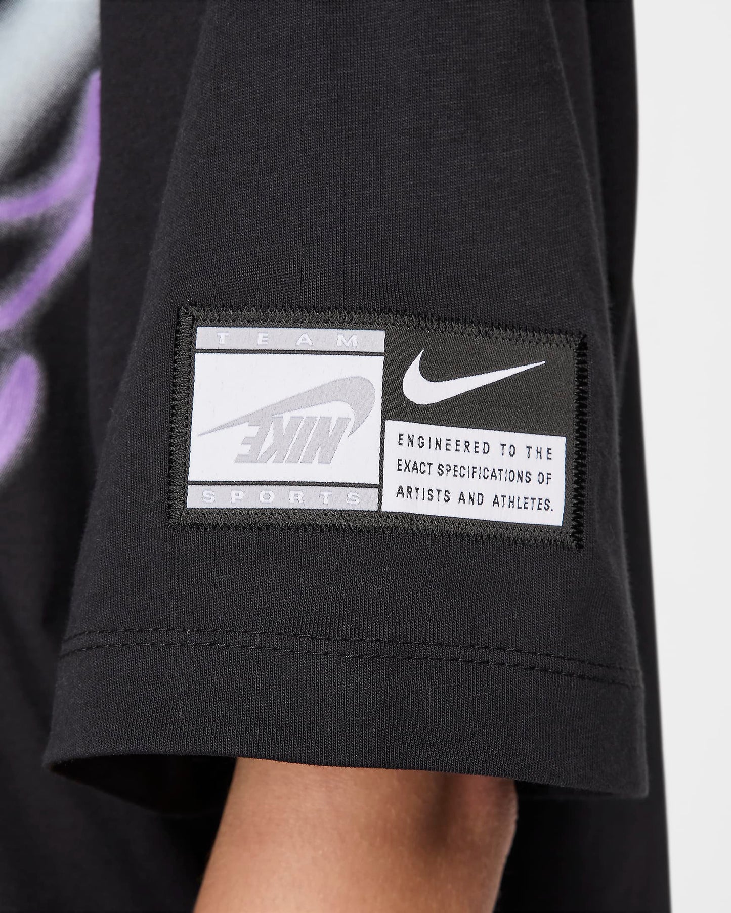 Oversized Short-Sleeve T-Shirt (Black / Multi)