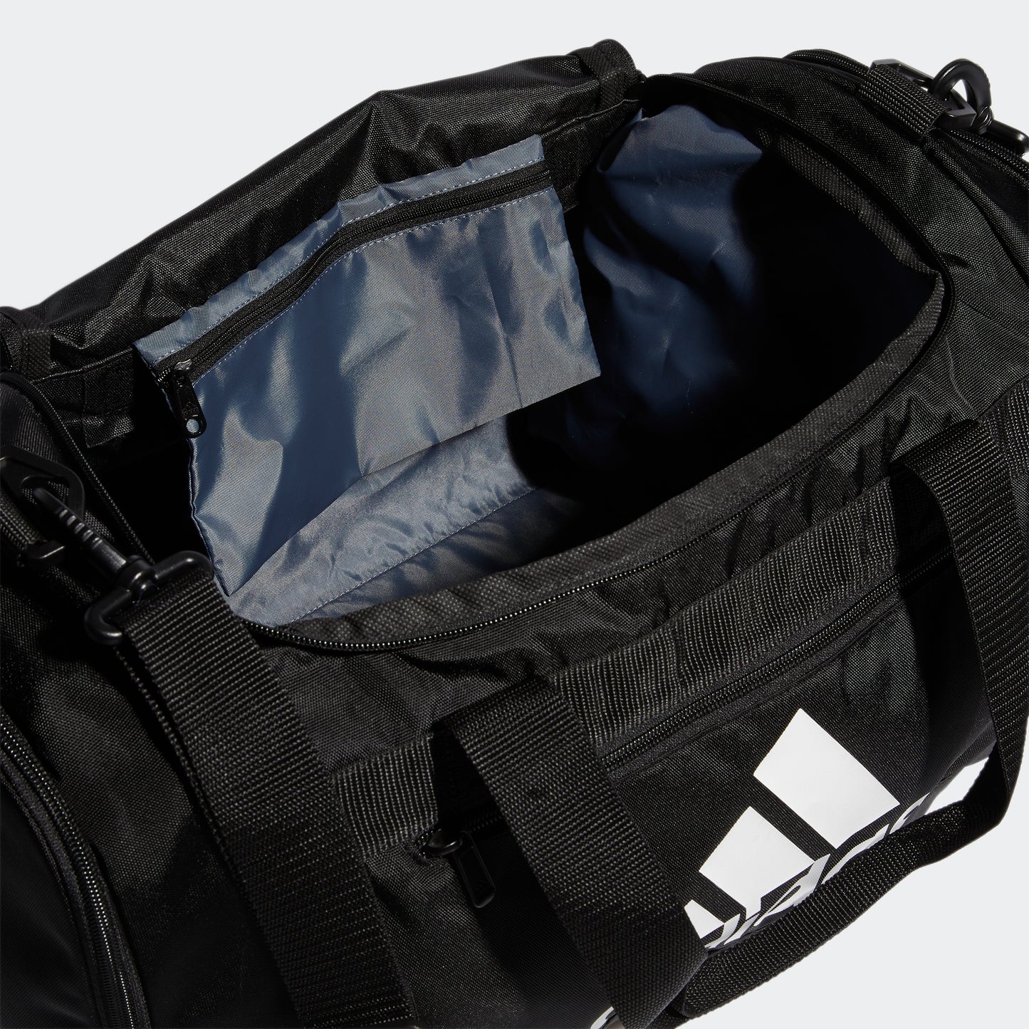 Defender Duffel Bag Small (Black)