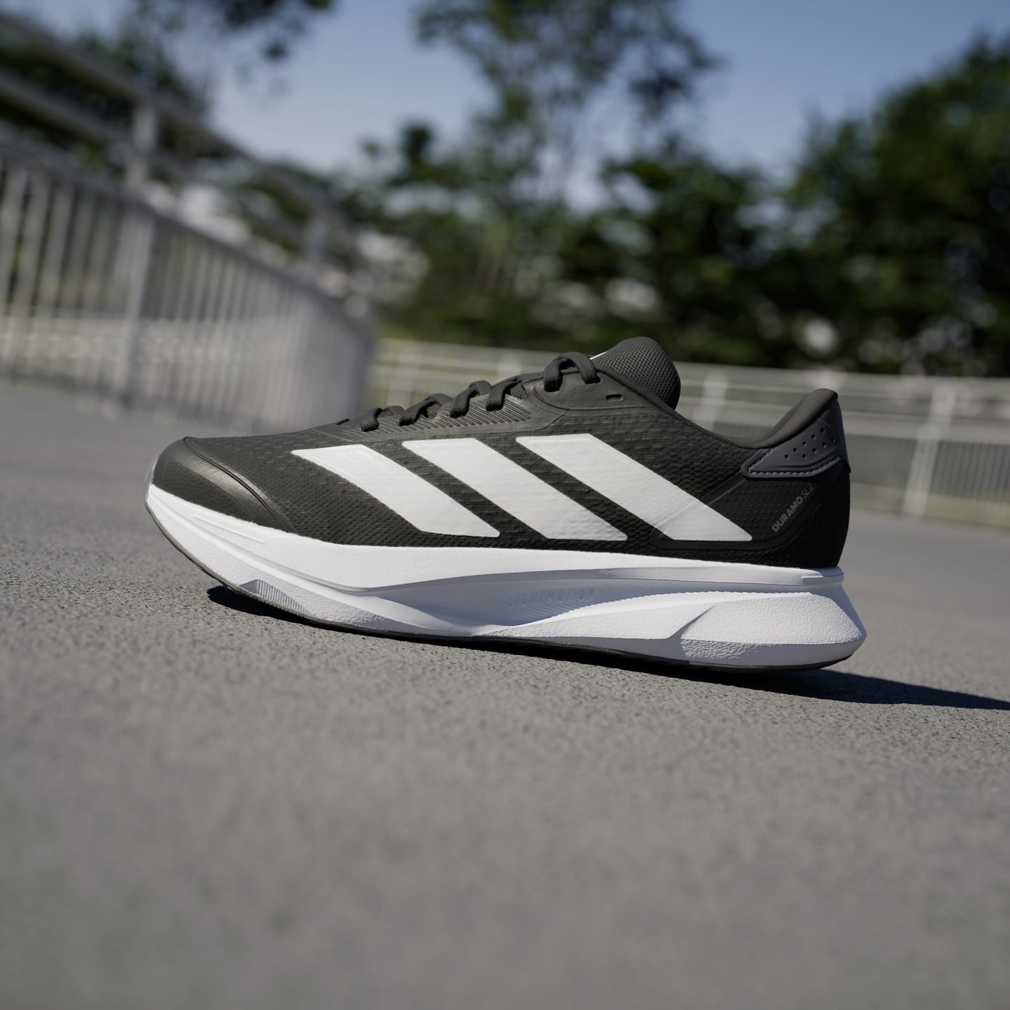 Duramo SL 2 Wide Running Shoes (Black / White)