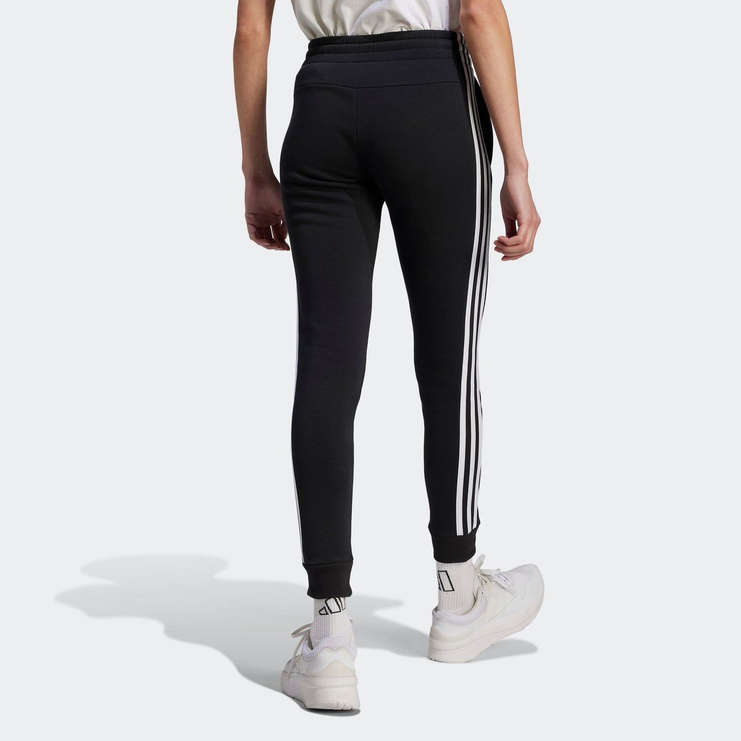 Essentials 3-Stripes Fleece Pants (Black / White)