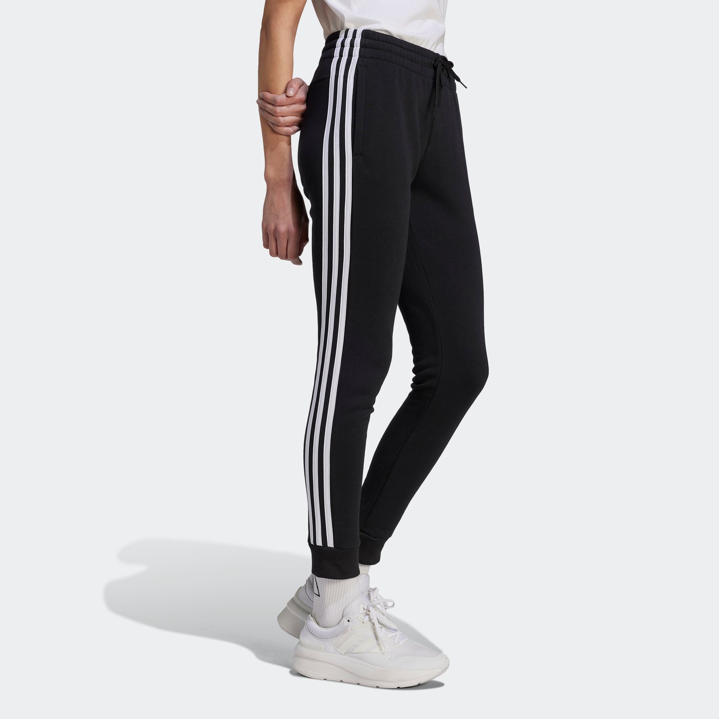 Essentials 3-Stripes Fleece Pants (Black / White)