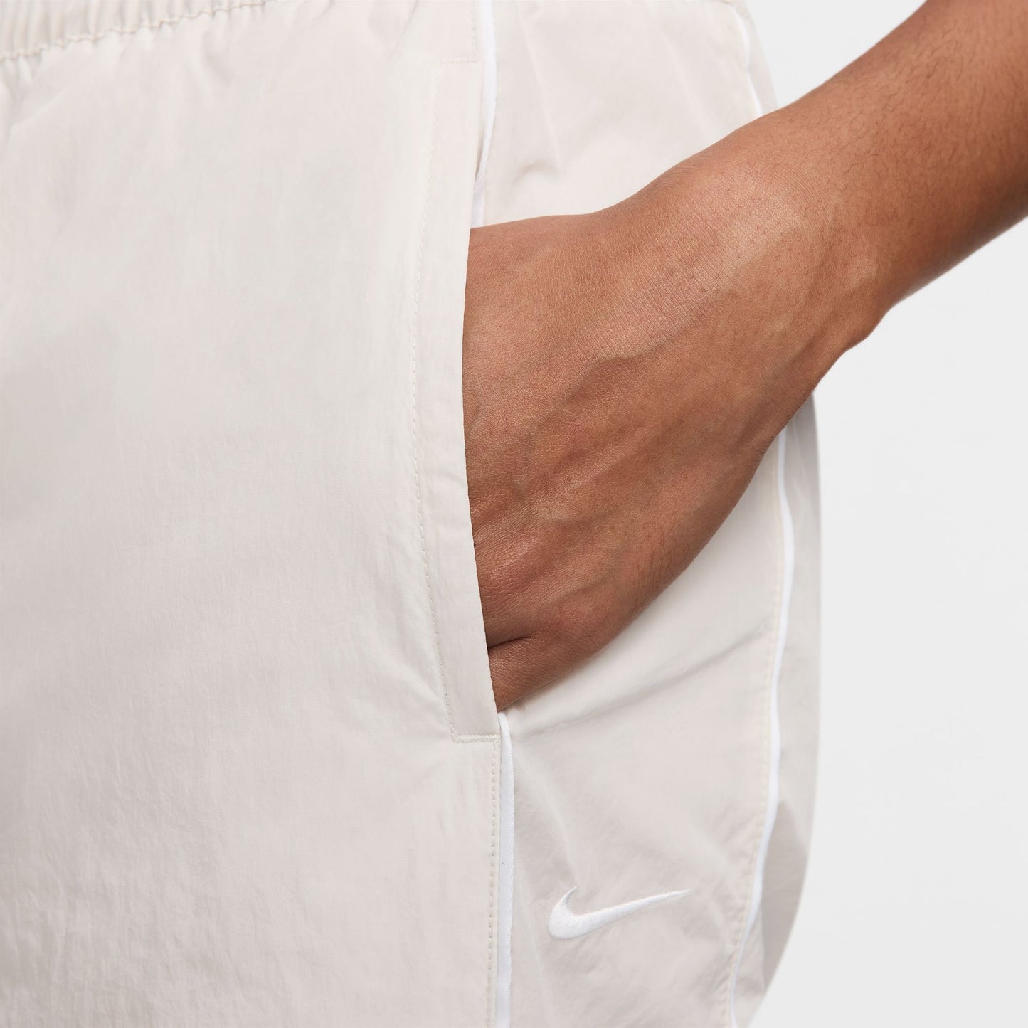 Windrunner High-Waisted Woven Open-Hem Pants (Light Orewood Brown)
