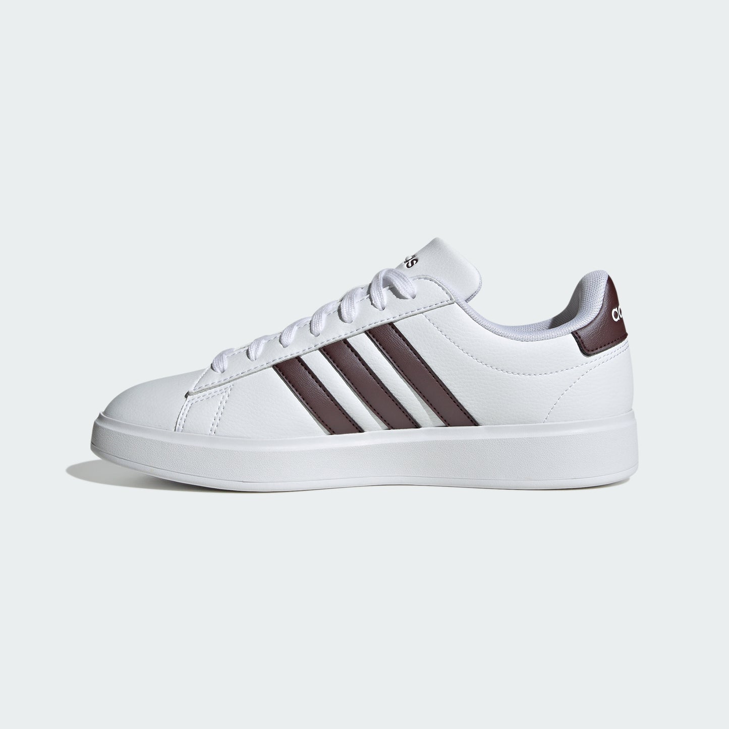 Grand Court 2.0 Shoes (White / Brown)