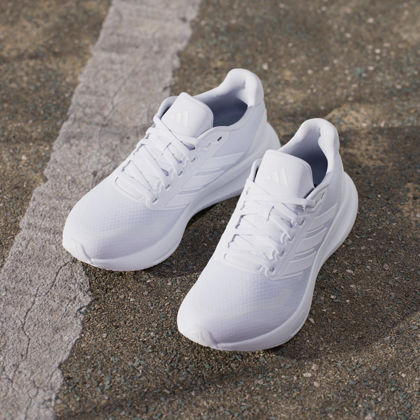 Runfalcon 5 Running Shoes (White)