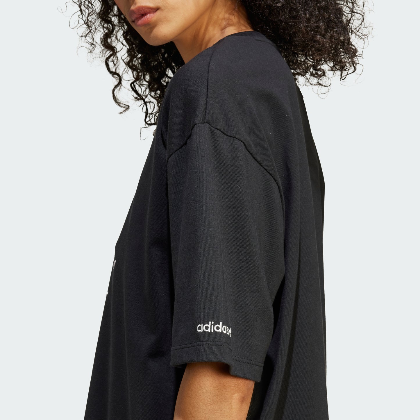 Trefoil Series Flower Loose Tee (Black)