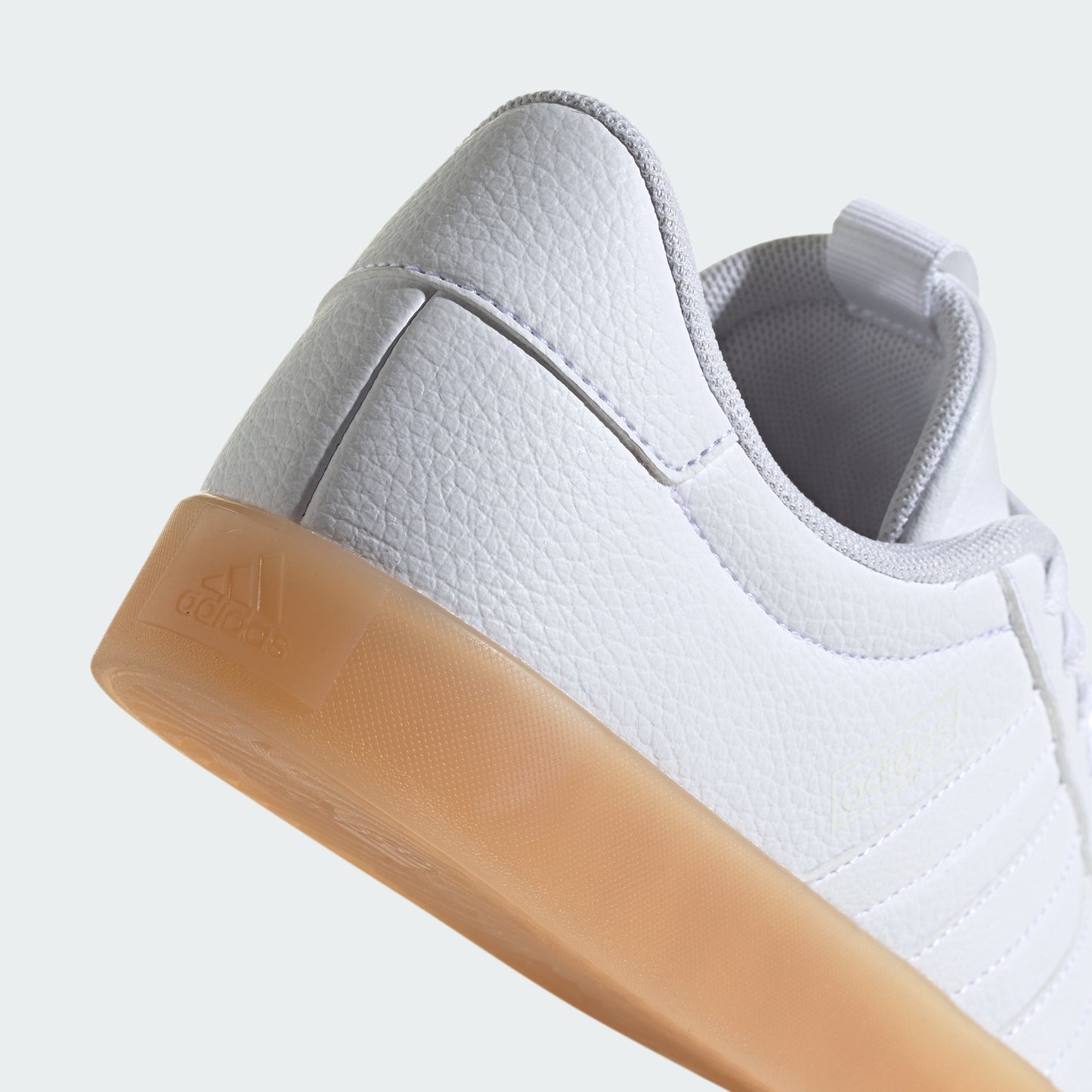 VL Court 3.0 Low Shoes (White / Gum)