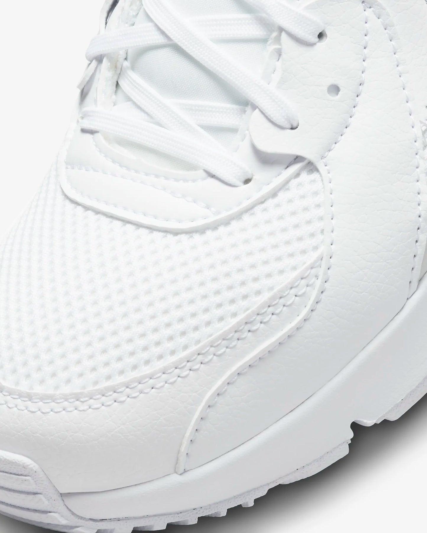 Air Max Excee Shoes (White / White / Metallic Platinum)