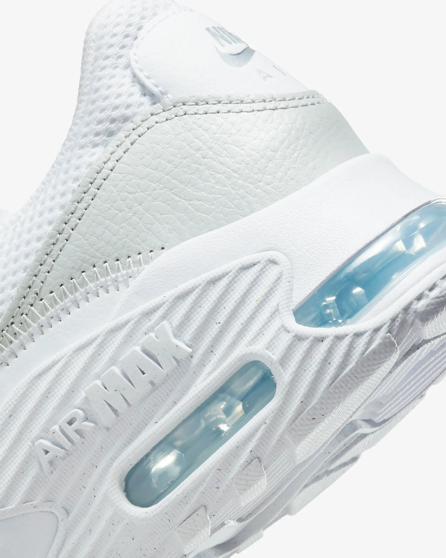 Air Max Excee Shoes (White / White / Metallic Platinum)