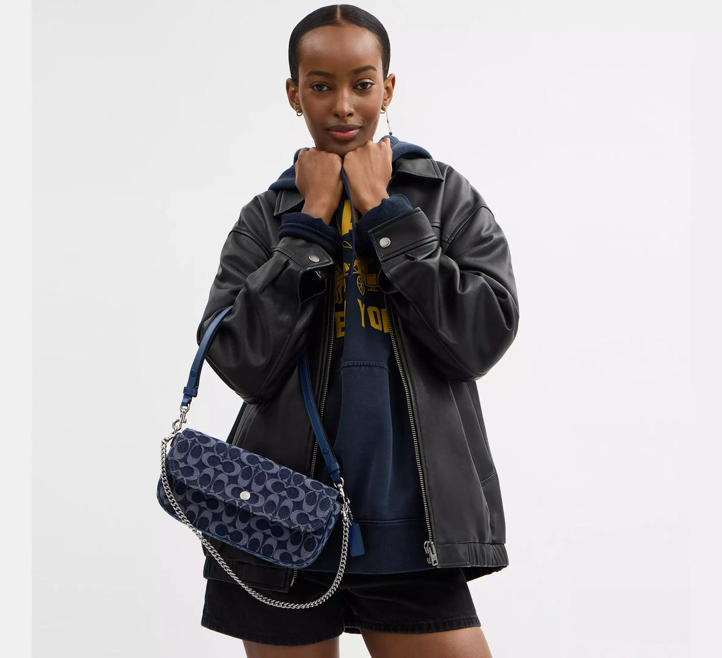 Brook Flap Chain Bag In Signature Denim (Blue)