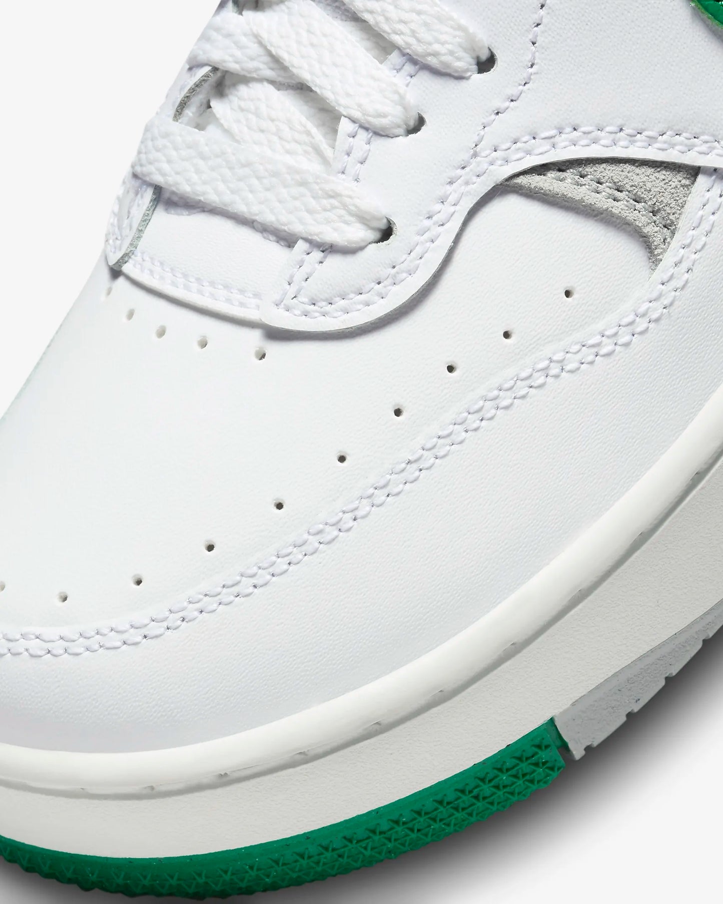 Gamma Force Shoes (White/Light Smoke Grey/Summit White/Malachite)