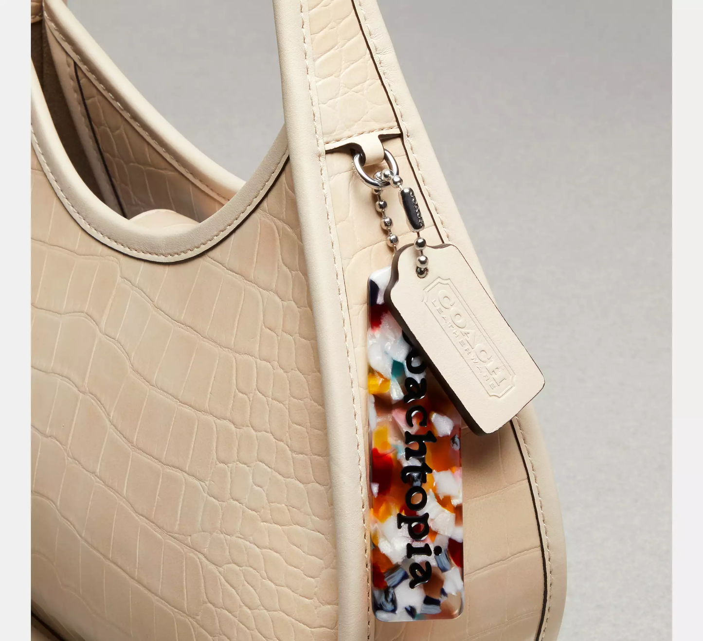 Ergo Bag In Croc Embossed Coachtopia Leather (Cloud)