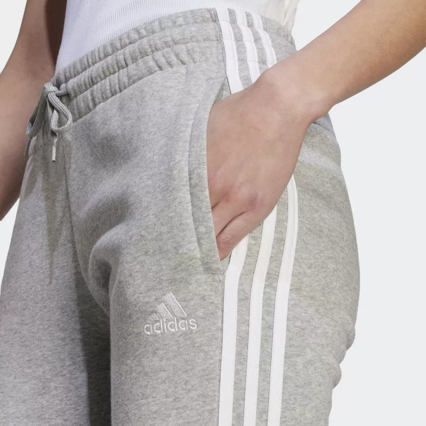 Essentials 3-Stripes Fleece Pants (Medium Grey Heather / White)