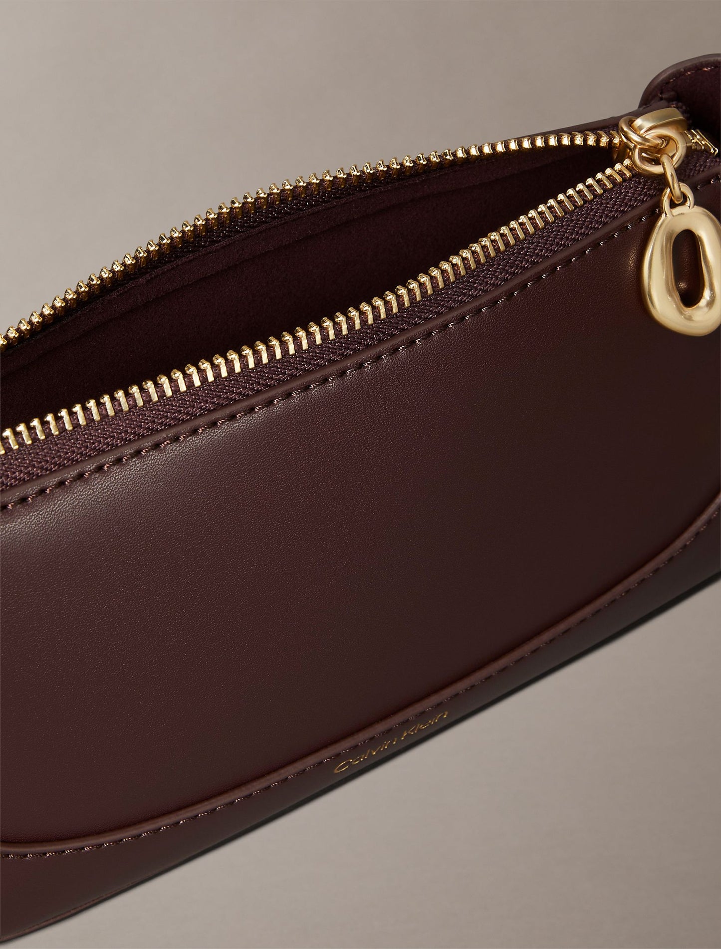 Long Zip Crossbody Bag (Fudge)