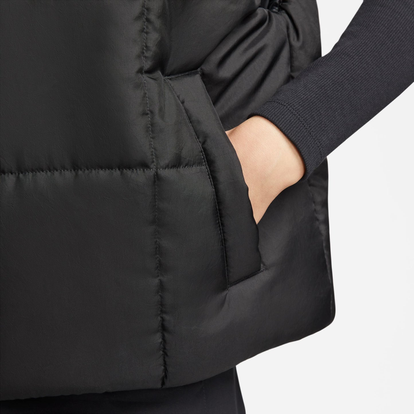 Classic Puffer Therma-FIT Loose Vest (Black)