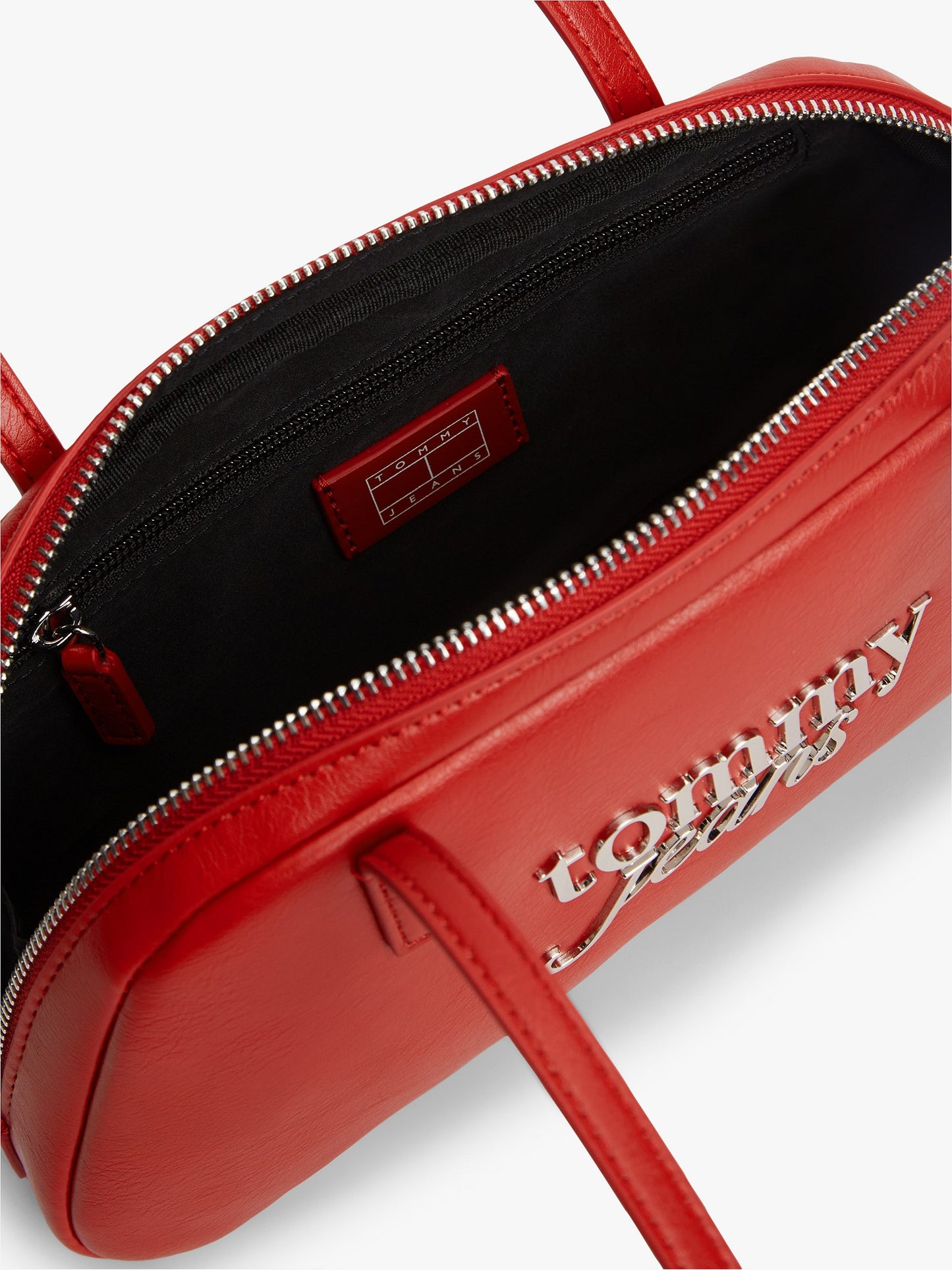 Tommy Jeans East-West Shoulder Bag