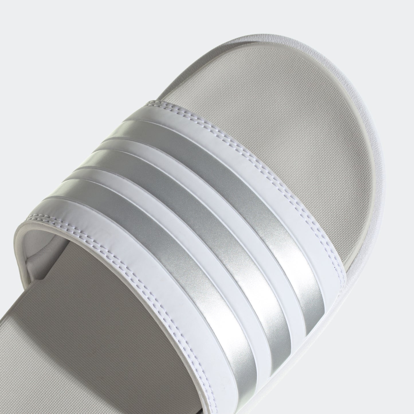 Adilette Platform Slides (White / Metallic)