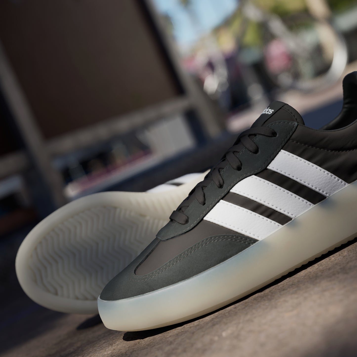 Barreda Decode Shoes (Black / White)