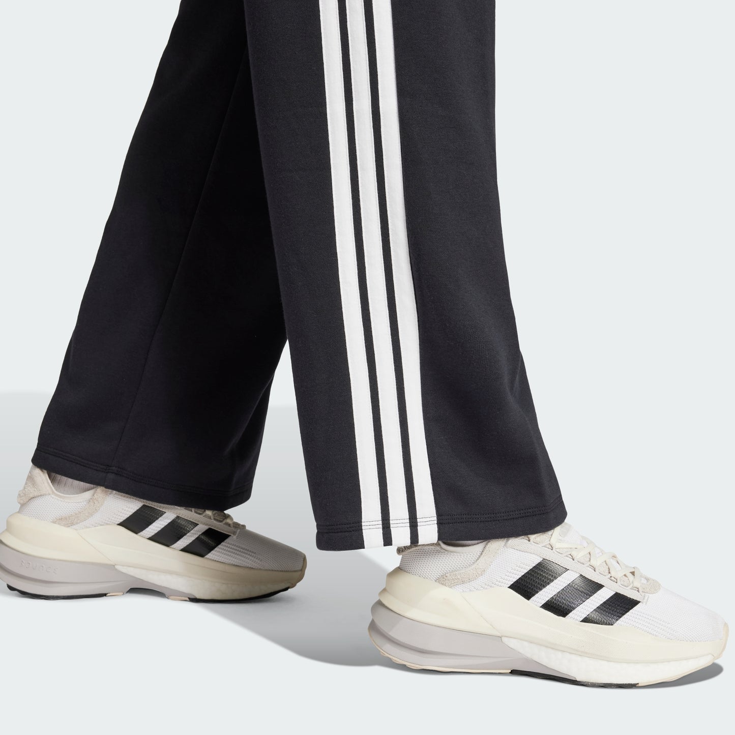 Essentials 3-Stripes Open Hem French Terry Pants (Black / White)