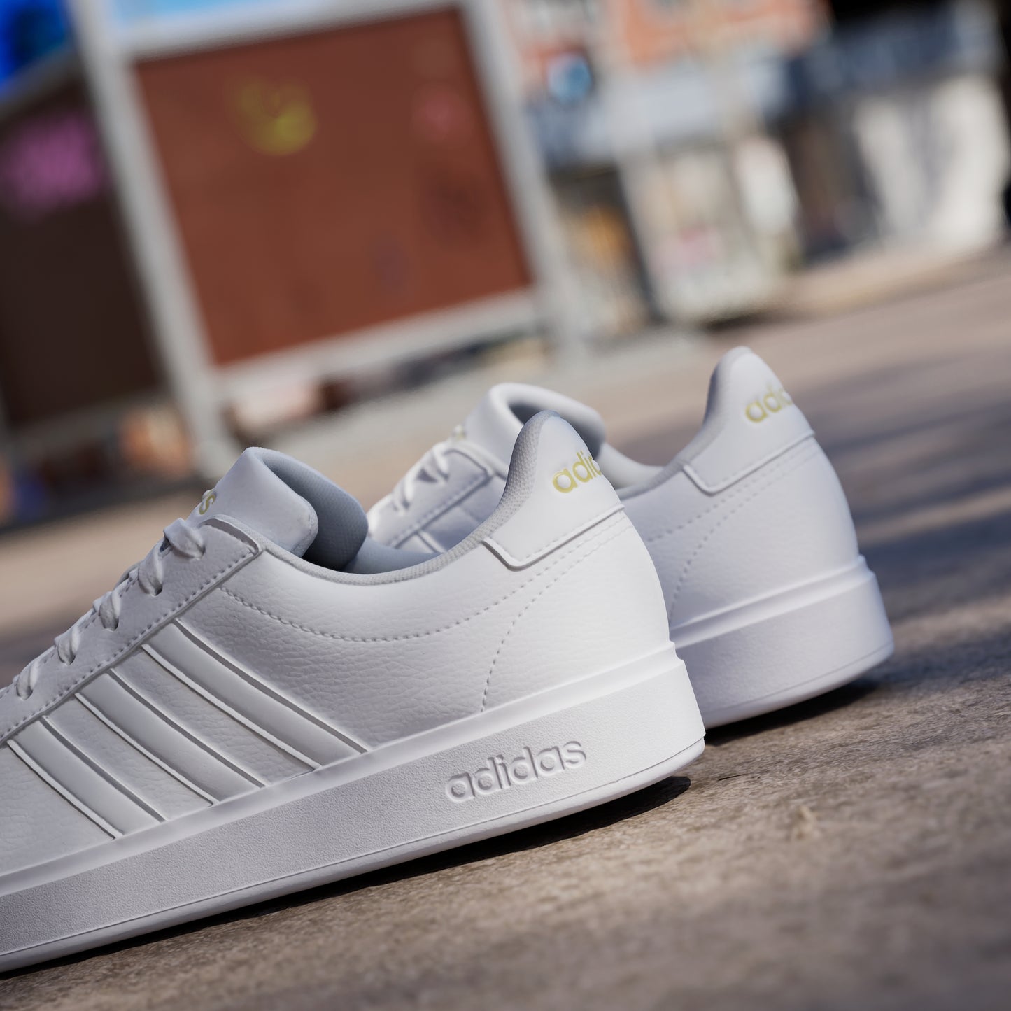 Grand Court 2.0 Shoes (White / Gold)