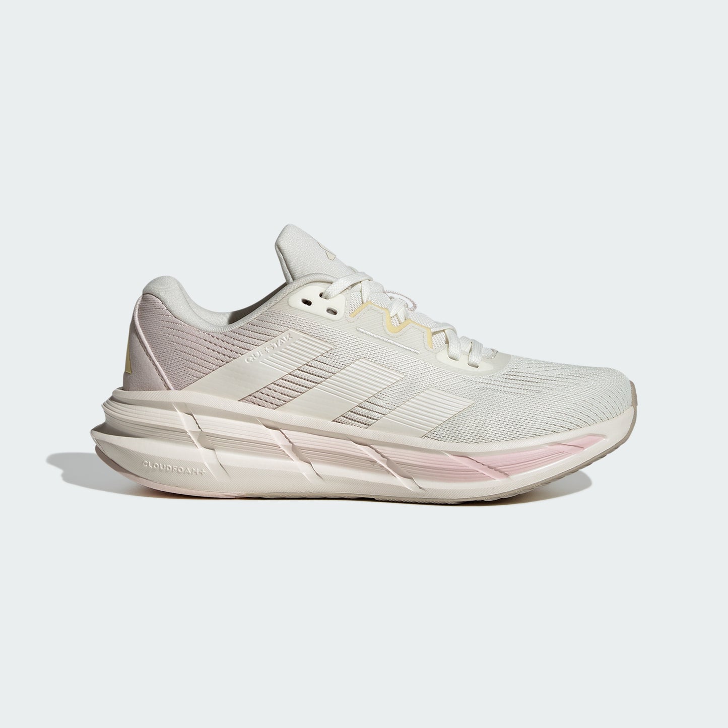 Questar 3 Running Shoes (Off White / Chalk White / Putty Mauve)