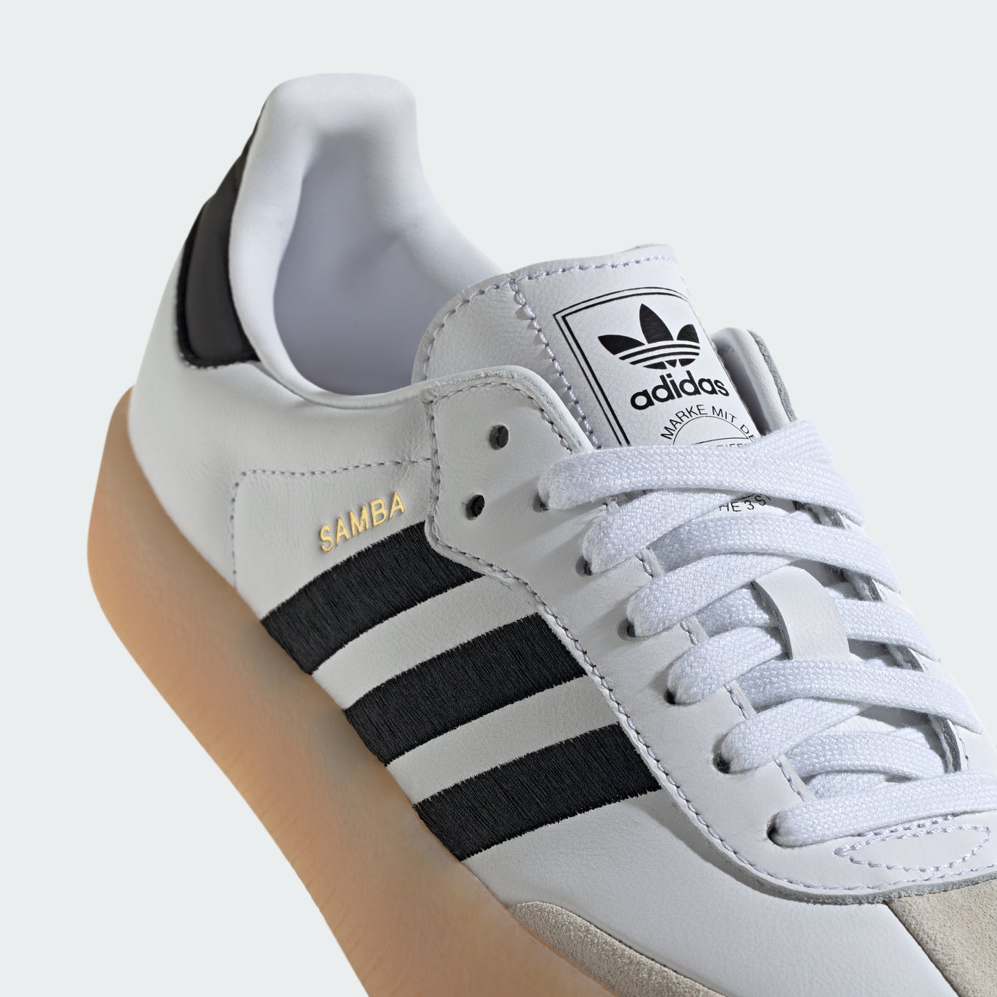 Sambae Shoes (White / Black)
