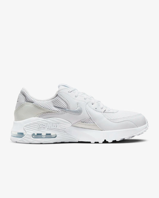 Air Max Excee Shoes (White / White / Metallic Platinum)