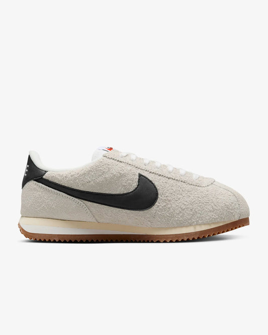 Cortez Vintage Suede (Summit White / Muslin / Gum Medium Brown / Black)
