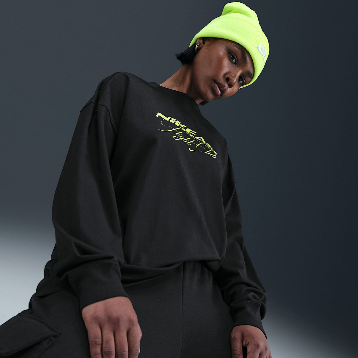 Nike Sportswear Women's Oversized Long-Sleeve T-Shirt