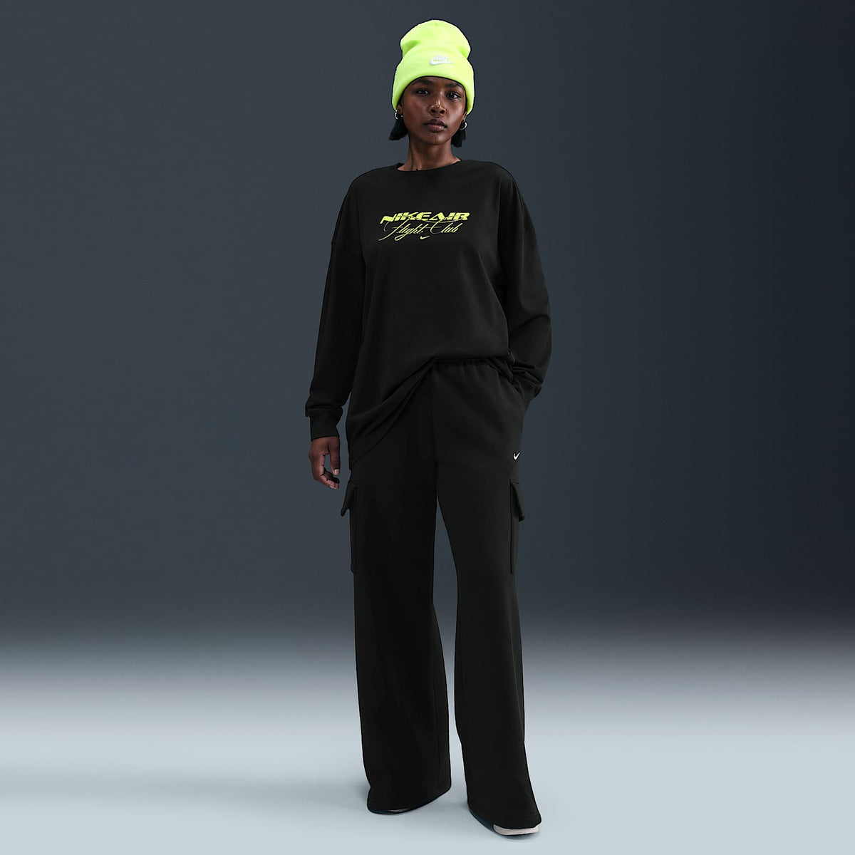Nike Sportswear Women's Oversized Long-Sleeve T-Shirt