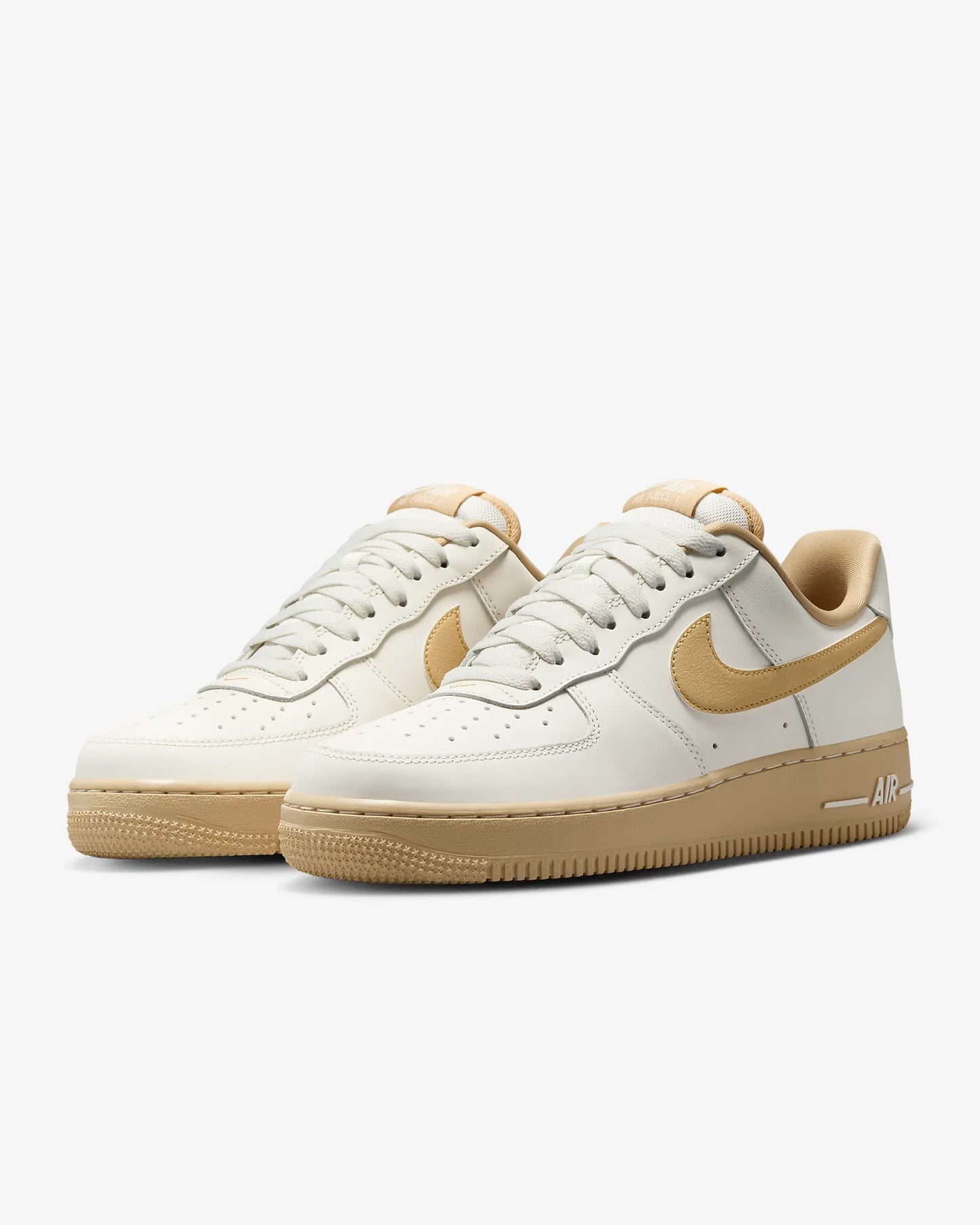 Air Force 1 ’07 (Sail/Vintage Green/Sesame)