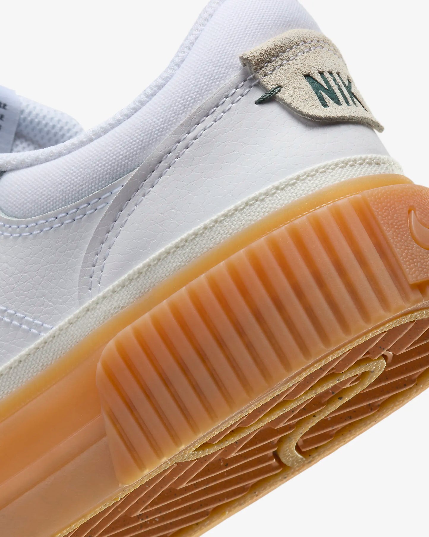 Court Legacy Lift (White/Gum Yellow/Sail/Vintage Green)