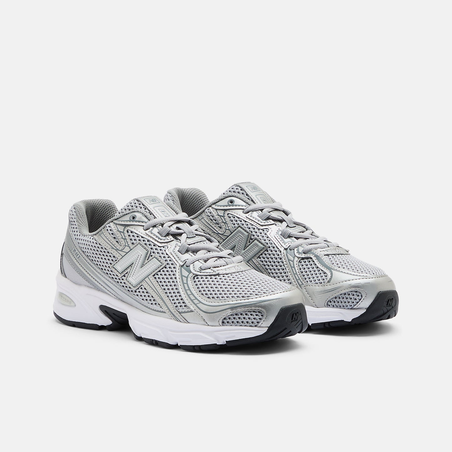 740 Shoes (Castlerock / Silver)