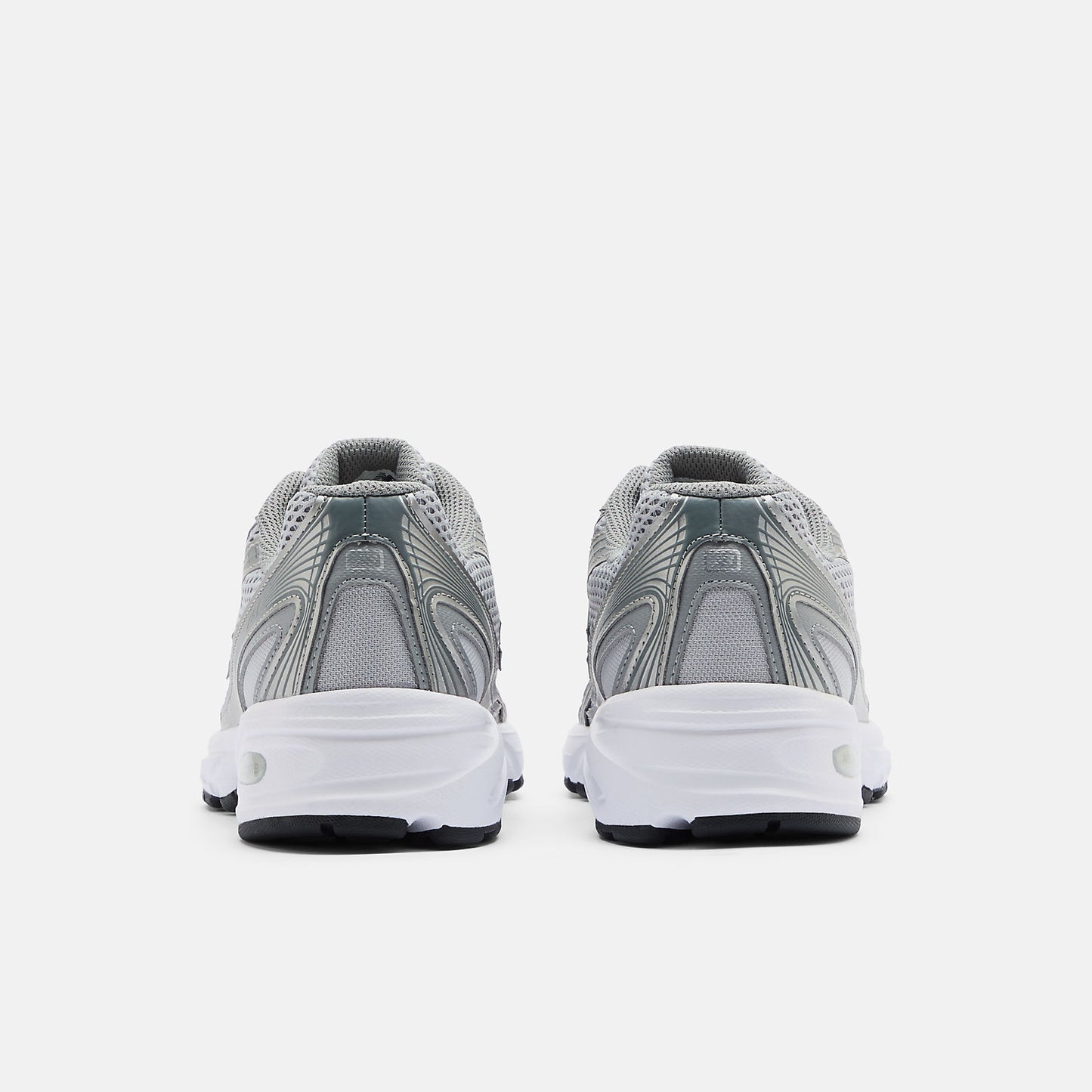 740 Shoes (Castlerock / Silver)